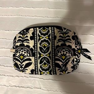Vera Bradley cosmetic bag